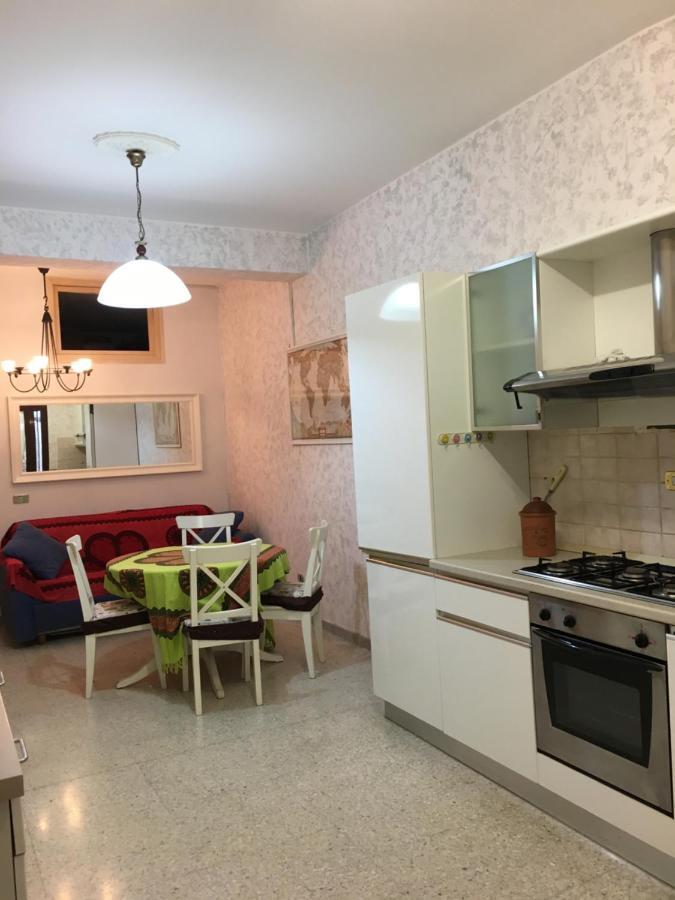 Appartamento A due passi da Roma Mentana Esterno foto